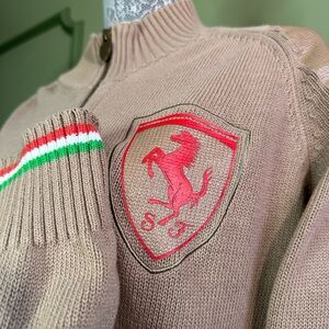 VINTAGE OFFICIAL SCUDERIA FERRARI X PUMA LARGE MENS ZIP UP SWEATER